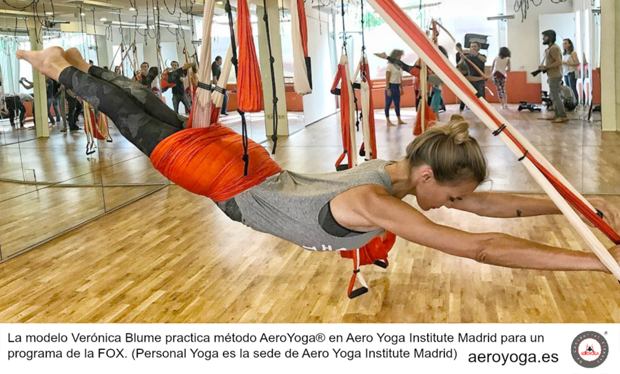 AeroYoga® en TV!  La Top Model Veronica Blume Practica en el Aero Yoga Institute y lo Publica en Instagram!