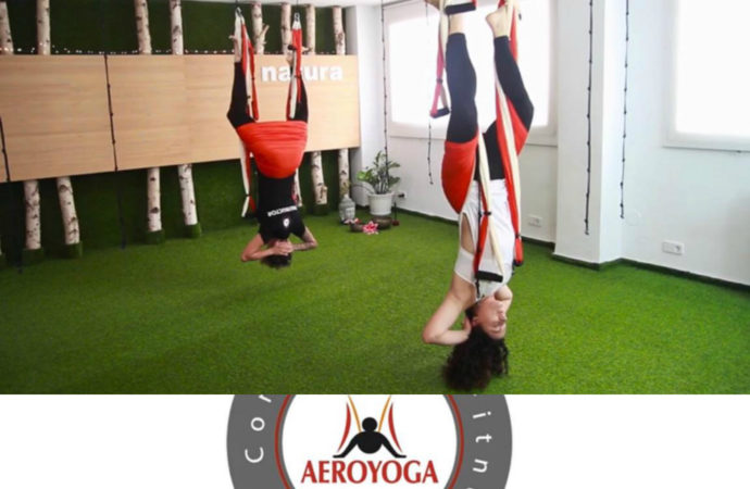 Una Clase de Yoga Aéreo desde el AeroYoga® Institute, Vídeo